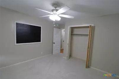 417 Salisbury Lane, Victoria, TX 77904 - Photo 32