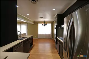 417 Salisbury Ln, Victoria, TX 77904 - Photo 10