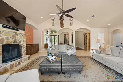 5545 Cliff Estates Road, Temple, TX 76502 - Photo 12