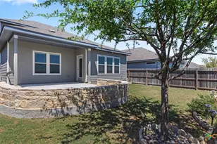 724 Clara Park, New Braunfels, TX 78130 - Photo 32