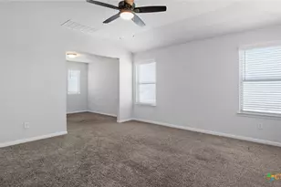 724 Clara Park, New Braunfels, TX 78130 - Photo 18