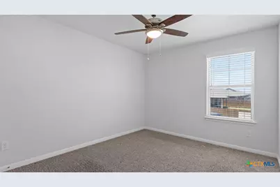 724 Clara Park, New Braunfels, TX 78130 - Photo 24