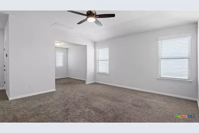 724 Clara Park, New Braunfels, TX 78130 - Photo 18