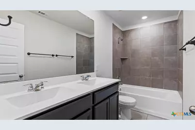 724 Clara Park, New Braunfels, TX 78130 - Photo 10