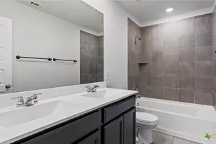 724 Clara Park, New Braunfels, TX 78130 - Photo 10