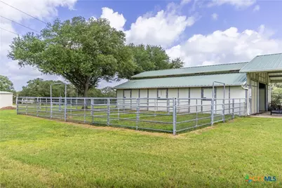 7209 US Highway 87, Cuero, TX 77954 - Photo 42