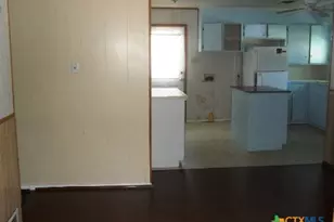 910 San Antonio St, Killeen, TX 76541 - Photo 4