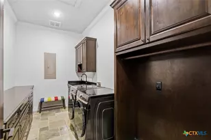 500 Sendera Loop, Victoria, TX 77904 - Photo 34