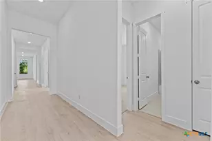 5536 Paschal Pk, New Braunfels, TX 78132 - Photo 2