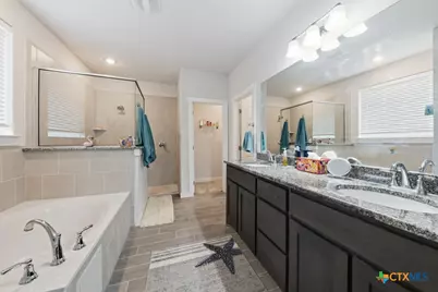 825 Pader, New Braunfels, TX 78130 - Photo 18