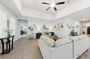 825 Pader, New Braunfels, TX 78130 - Photo 6