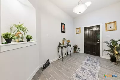 825 Pader, New Braunfels, TX 78130 - Photo 4