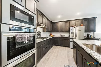 825 Pader, New Braunfels, TX 78130 - Photo 12