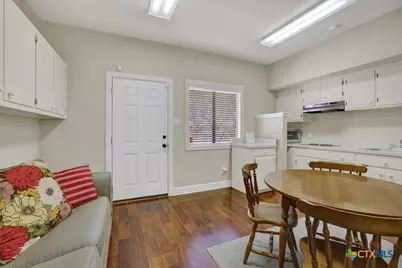 8 Trophy Lane, New Braunfels, TX 78132 - Photo 32