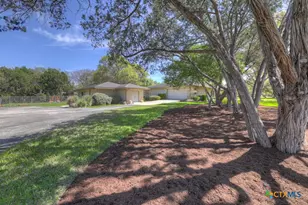 8 Trophy Ln, New Braunfels, TX 78132 - Photo 44