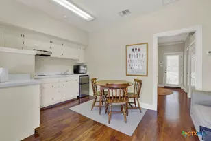 8 Trophy Ln, New Braunfels, TX 78132 - Photo 34