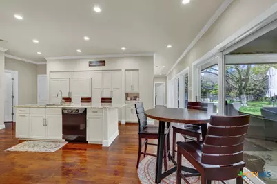 8 Trophy Lane, New Braunfels, TX 78132 - Photo 14