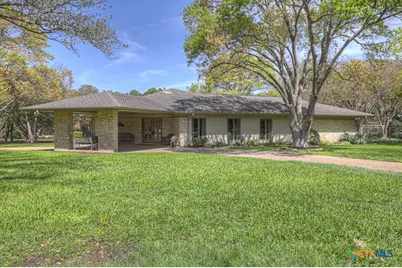 8 Trophy Lane, New Braunfels, TX 78132 - Photo 1
