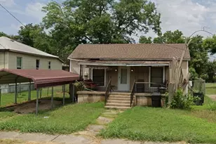 1004 S 12th St, Temple, TX 76504 - Photo 1