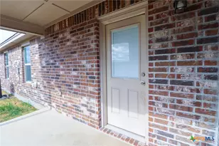 1914 Castroville Trl, Copperas Cove, TX 76522 - Photo 22