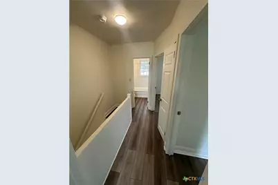 1204 E Warren Avenue #2-B, Victoria, TX 77901 - Photo 1