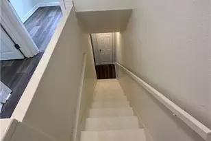 1204 E Warren Ave, Victoria, TX 77901 - Photo 10