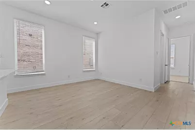 5516 Paschal Park, New Braunfels, TX 78132 - Photo 4