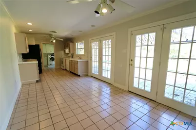 2131 Mountainview Drive, Waco, TX 76710 - Photo 10