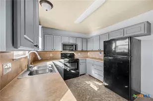 3511 Rock Island St, Copperas Cove, TX 76522 - Photo 12