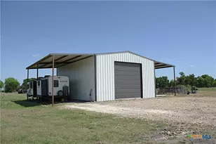 8821 County Rd 133, Burlington, TX 76519 - Photo 4