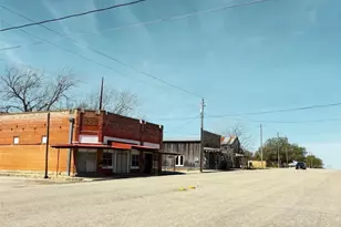 111 Broadway, Nordheim, TX 78141 - Photo 6