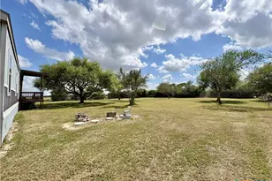 259 Hambleton Rd, Victoria, TX 77905 - Photo 32
