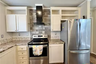 259 Hambleton Rd, Victoria, TX 77905 - Photo 14