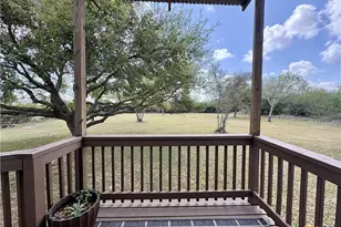 259 Hambleton Rd, Victoria, TX 77905 - Photo 4