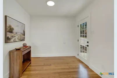 810 N Loop Street, San Marcos, TX 78666 - Photo 14