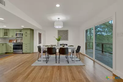 810 N Loop Street, San Marcos, TX 78666 - Photo 10