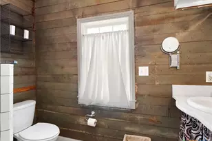 372 Magazine Ave, New Braunfels, TX 78130 - Photo 42