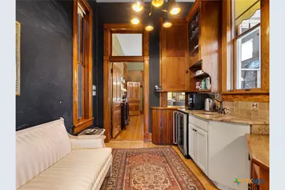 372 Magazine Avenue, New Braunfels, TX 78130 - Photo 16