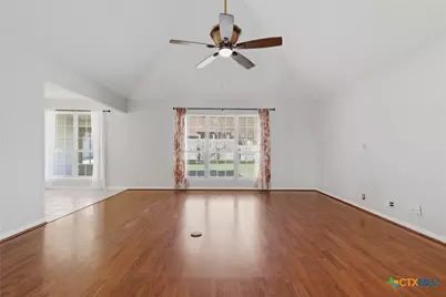 1174 Vista Bonita, New Braunfels, TX 78130 - Photo 8