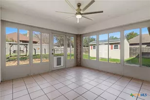 1174 Vista Bonita, New Braunfels, TX 78130 - Photo 22