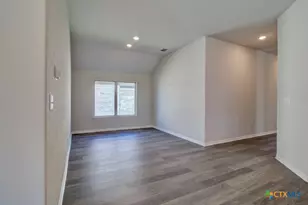 840 Pincushion Ln, New Braunfels, TX 78130 - Photo 10