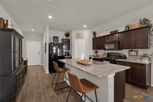 204 Whipporwill Ln, San Marcos, TX 78666 - Photo 6