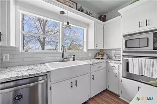 656 County Rd 1301, Lampasas, TX 76550 - Photo 12