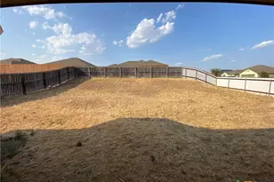 2101 Golden Eagle Dr, Killeen, TX 76549 - Photo 16