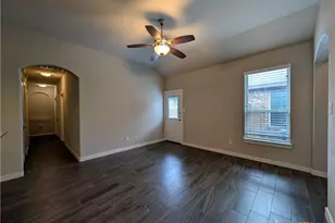 506 Creekside Frst, New Braunfels, TX 78130 - Photo 12