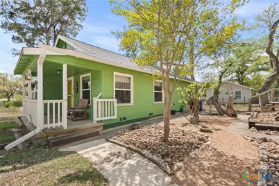 1035 Madeline Street, New Braunfels, TX 78132 - Photo 6