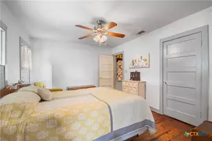 1035 Madeline St, New Braunfels, TX 78132 - Photo 16