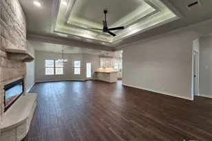 718 Golden Eagle Dr, Salado, TX 76571 - Photo 4