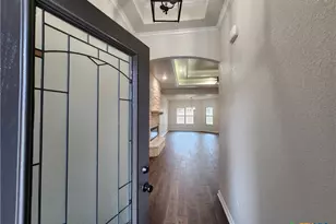 718 Golden Eagle Dr, Salado, TX 76571 - Photo 2