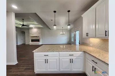 718 Golden Eagle Drive, Salado, TX 76571 - Photo 14